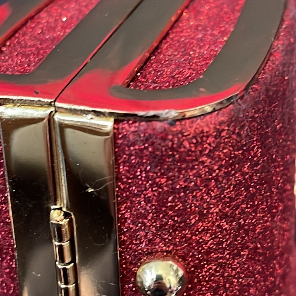 Red Glitter and Gold Evening Clutch Bag Gold Chain Strap - Picture 11 of 13